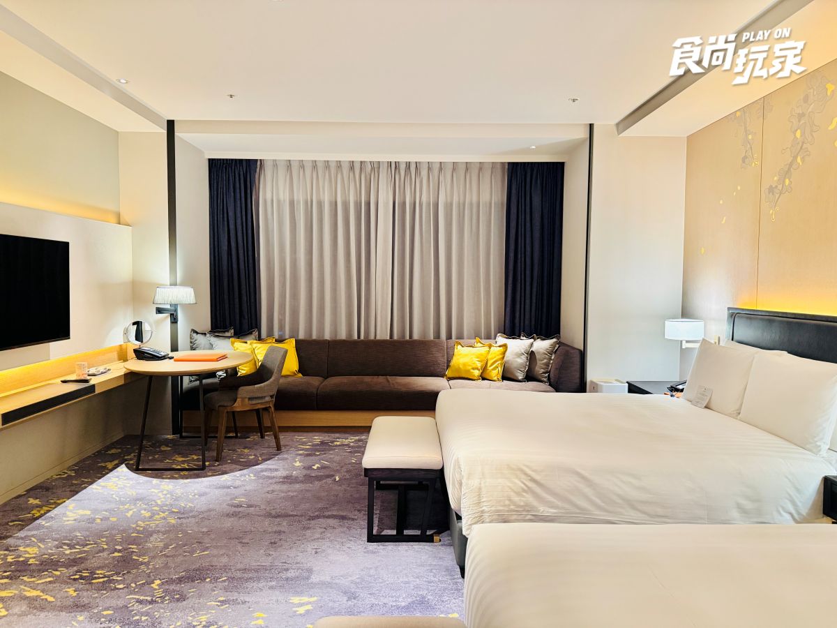 豪華早餐吃到飽！高雄日航酒店開箱：入住家庭房、美拍空中泳池、享受三溫暖