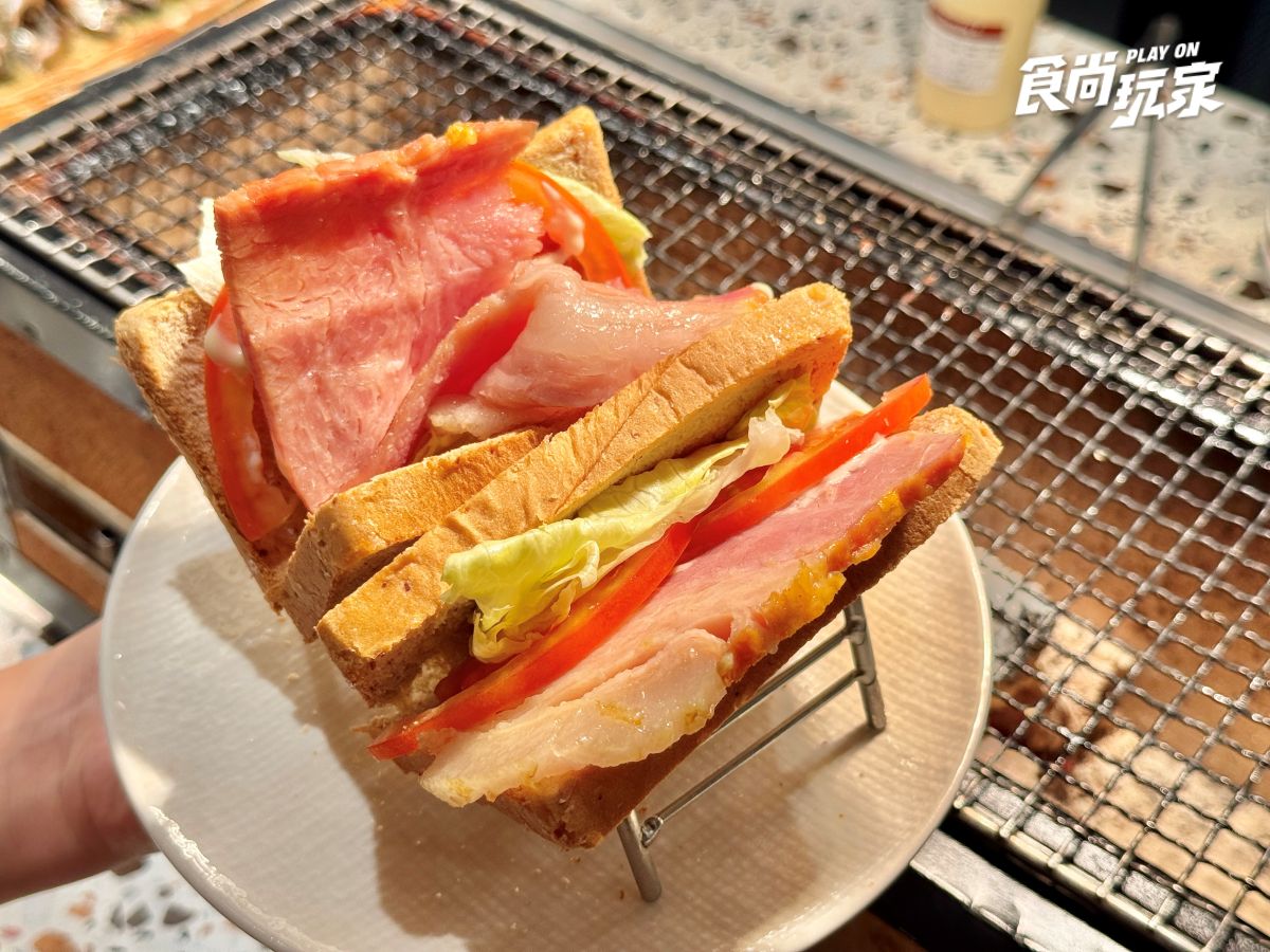 豪華早餐吃到飽！高雄日航酒店開箱：入住家庭房、美拍空中泳池、享受三溫暖