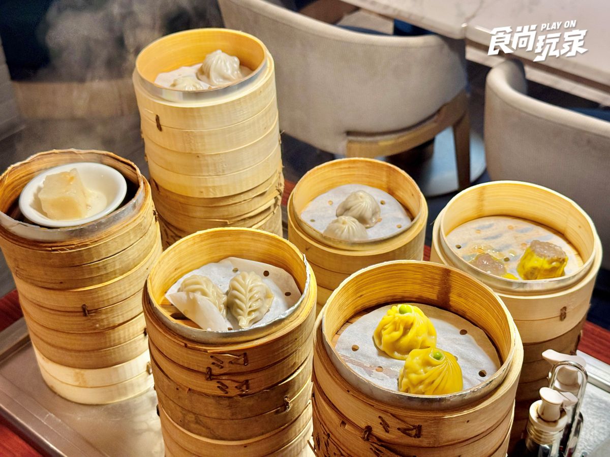 豪華早餐吃到飽！高雄日航酒店開箱：入住家庭房、美拍空中泳池、享受三溫暖