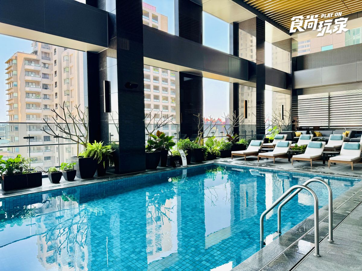 豪華早餐吃到飽！高雄日航酒店開箱：入住家庭房、美拍空中泳池、享受三溫暖