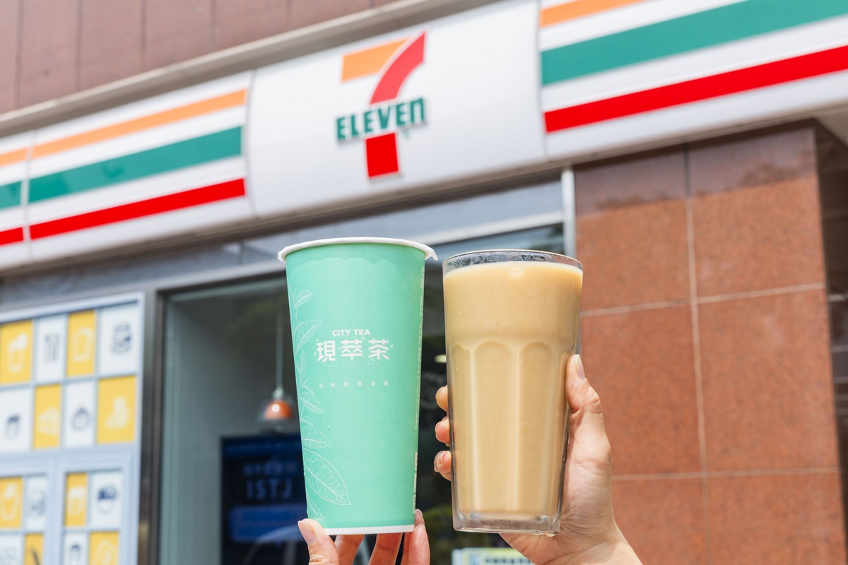 ４超商地球日優惠包！7-11咖啡買２送２、全家清潔新品６折，爽喝30元拿鐵
