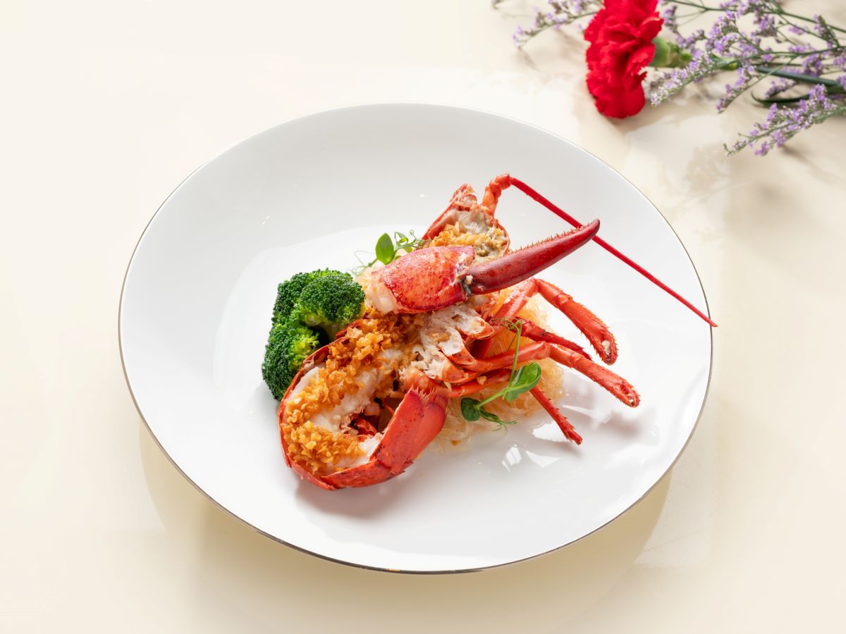 母親節５月吃到飽優惠！４人同行１人免費，免費送龍蝦、牛排（持續更新）