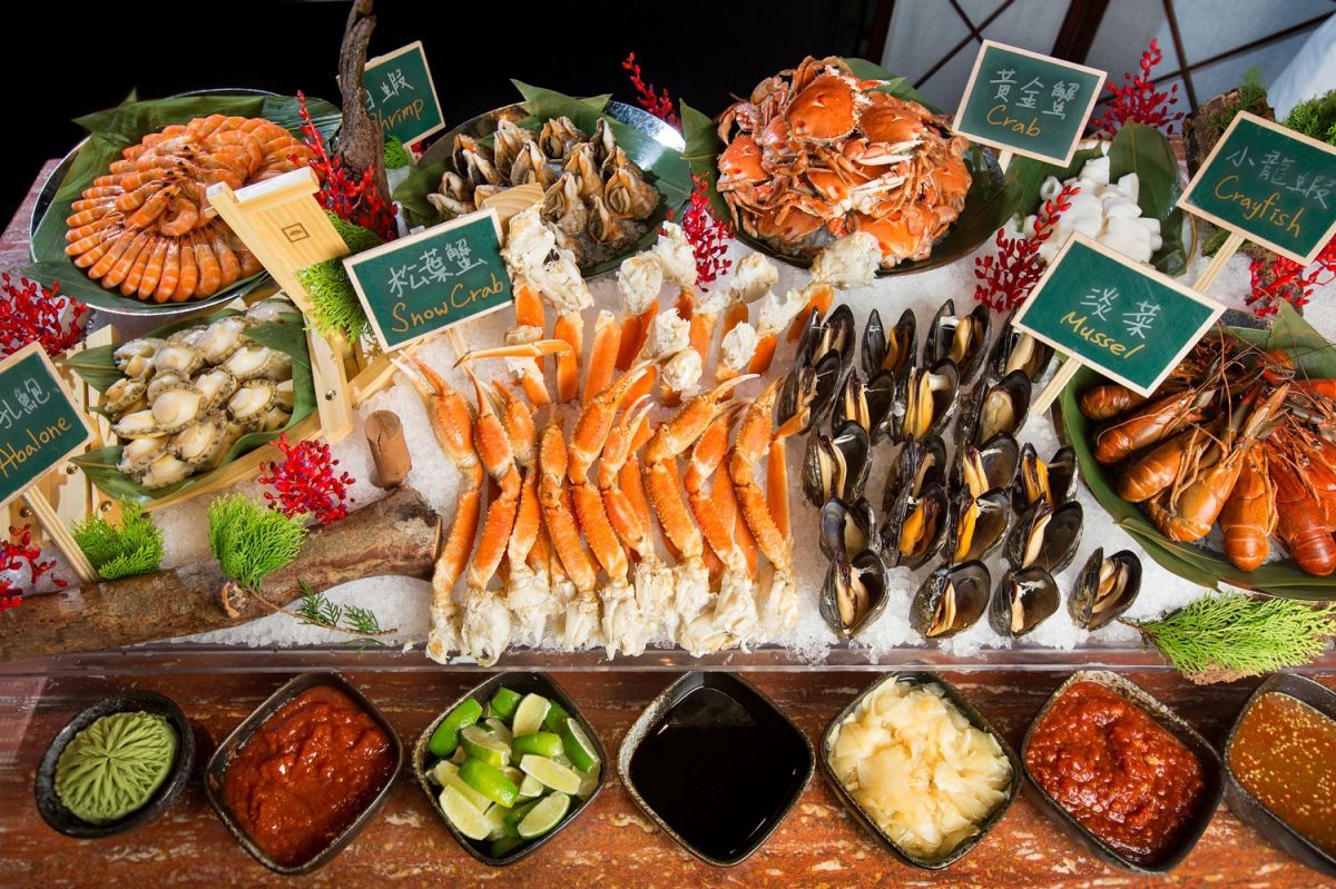 母親節５月吃到飽優惠！４人同行１人免費，免費送龍蝦、牛排（持續更新）