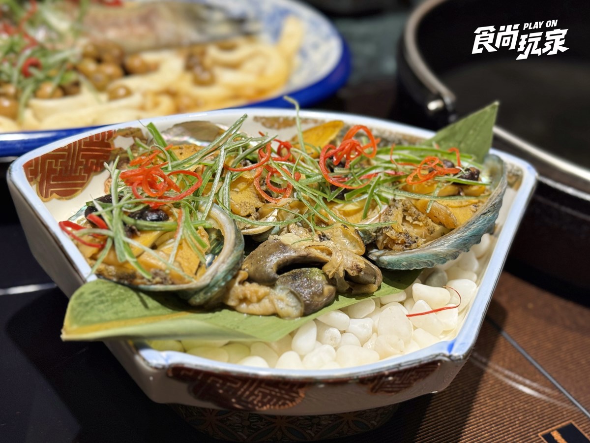 台北預約困難店＋1！「隱藏版壽喜燒」爽嗑米澤牛、帝王蟹，免費送康乃馨永生花