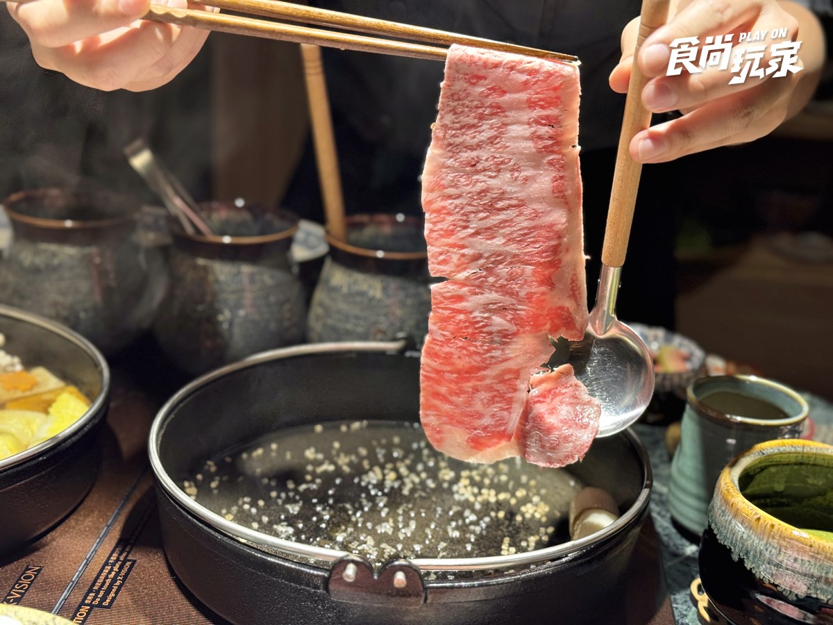 台北預約困難店＋1！「隱藏版壽喜燒」爽嗑米澤牛、帝王蟹，免費送康乃馨永生花