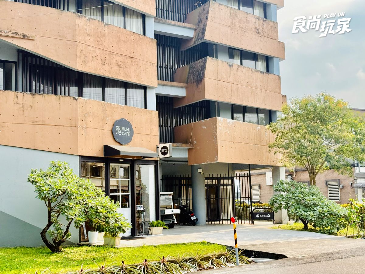 近距離互動水豚寶寶！入住宜蘭綠舞送斑比山丘門票＋禮包，春季旅展優惠開搶