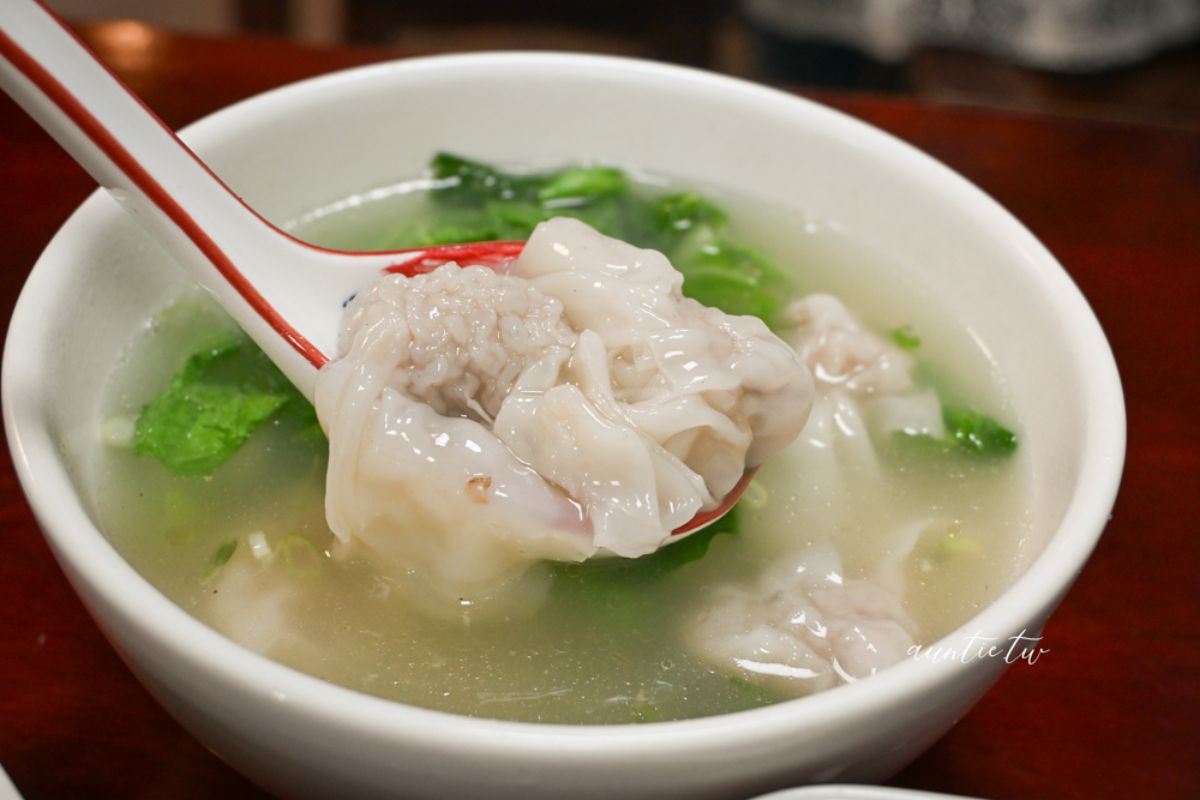 不只吳興街查記！老饕最愛「台北皮蛋麵」是這家，鮮香辣椒拌麵每一口都夠味