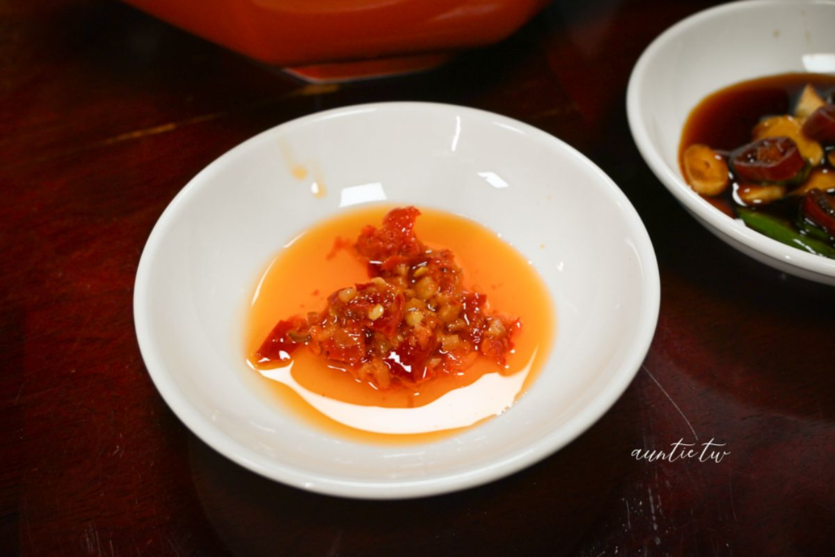不只吳興街查記！老饕最愛「台北皮蛋麵」是這家，鮮香辣椒拌麵每一口都夠味
