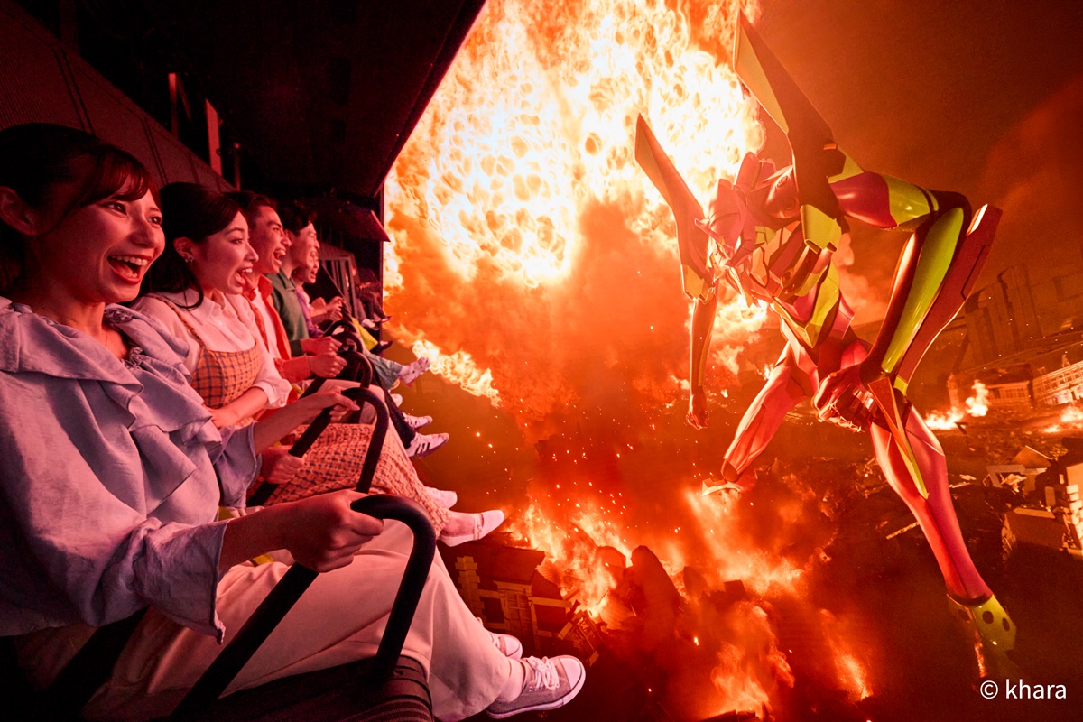 豪斯登堡變身EVA戰場！《新世紀福音戰士》8K飛行劇場、初號機霜淇淋、水舞秀