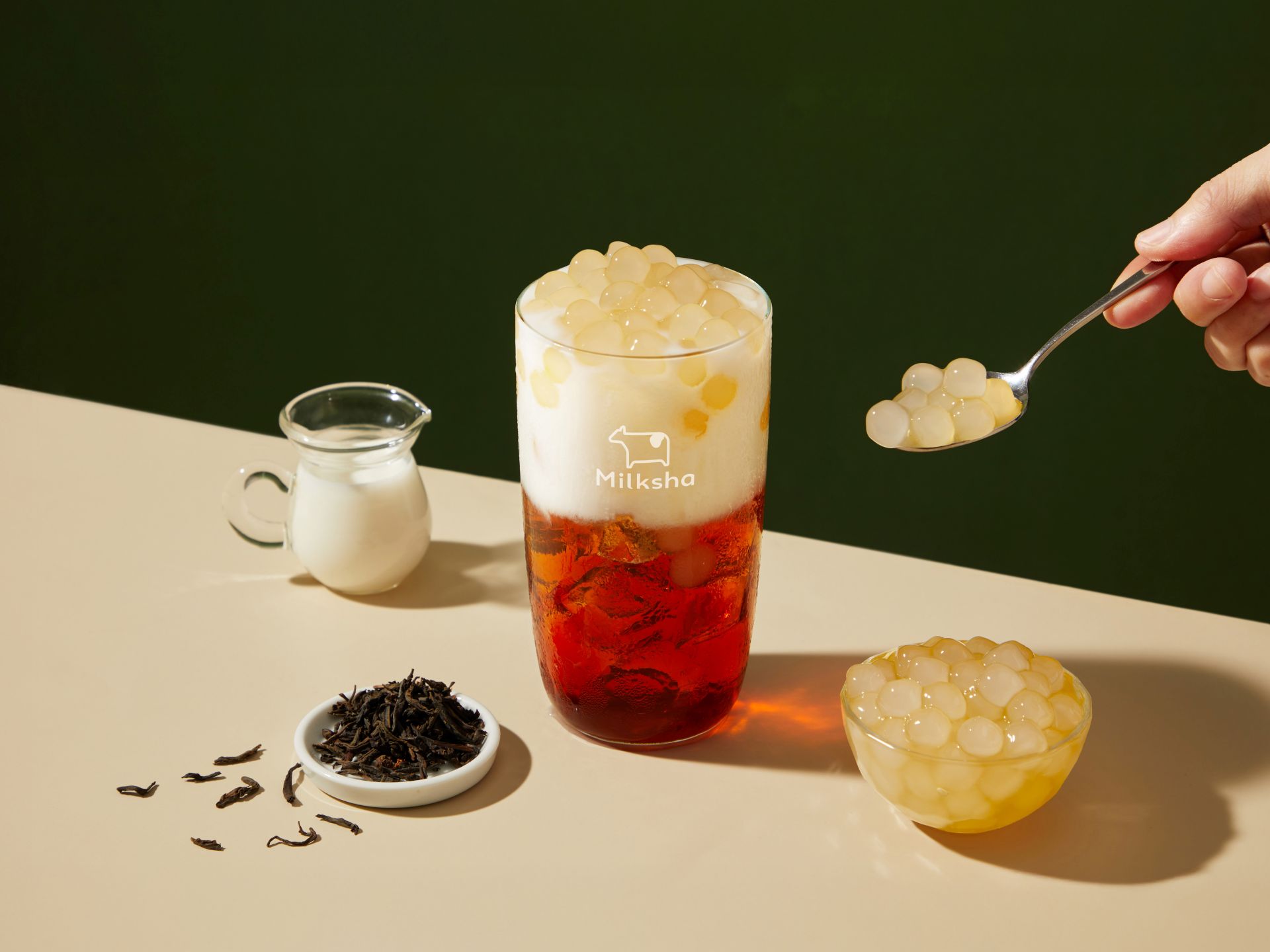 珍奶買一送一！全台７間「國際珍奶日」手搖優惠：迷客夏珍珠免費、萬波６折