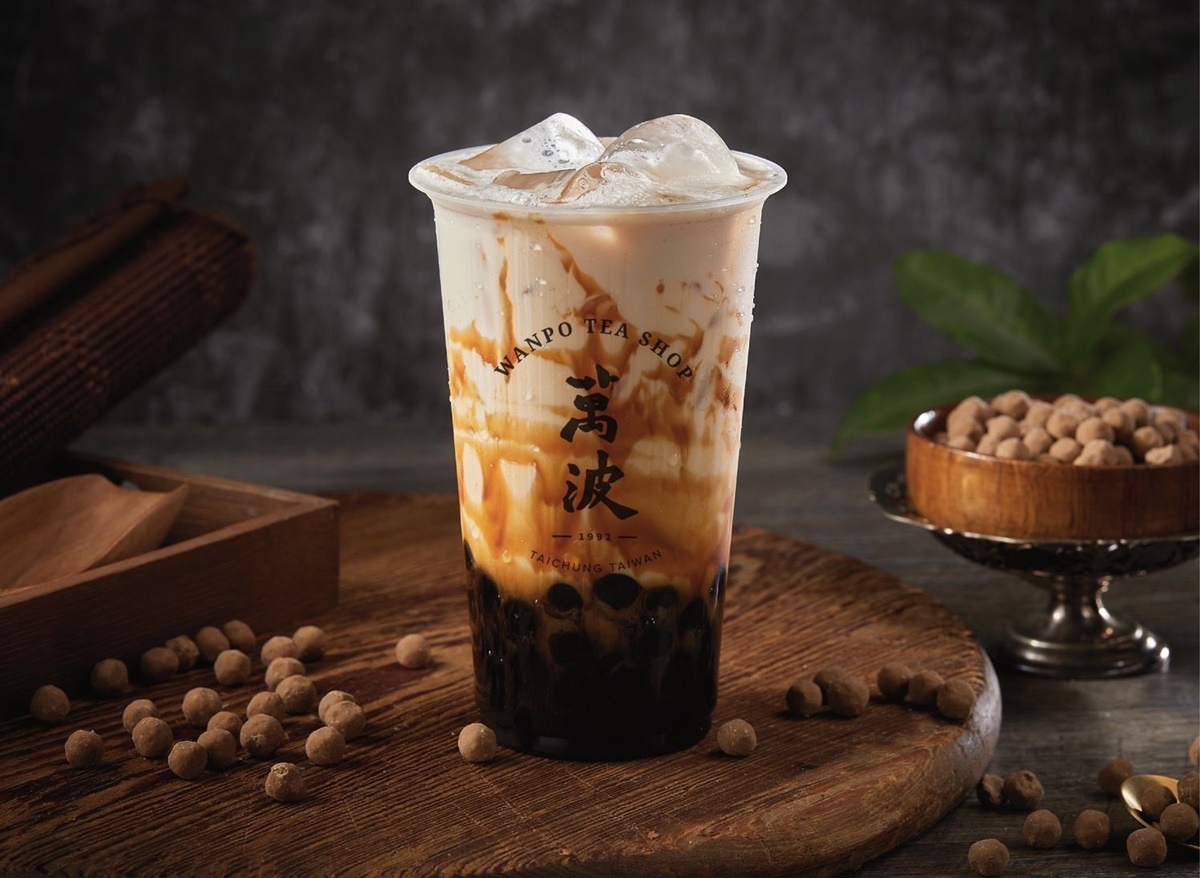 珍奶買一送一！全台７間「國際珍奶日」手搖優惠：迷客夏珍珠免費、萬波６折