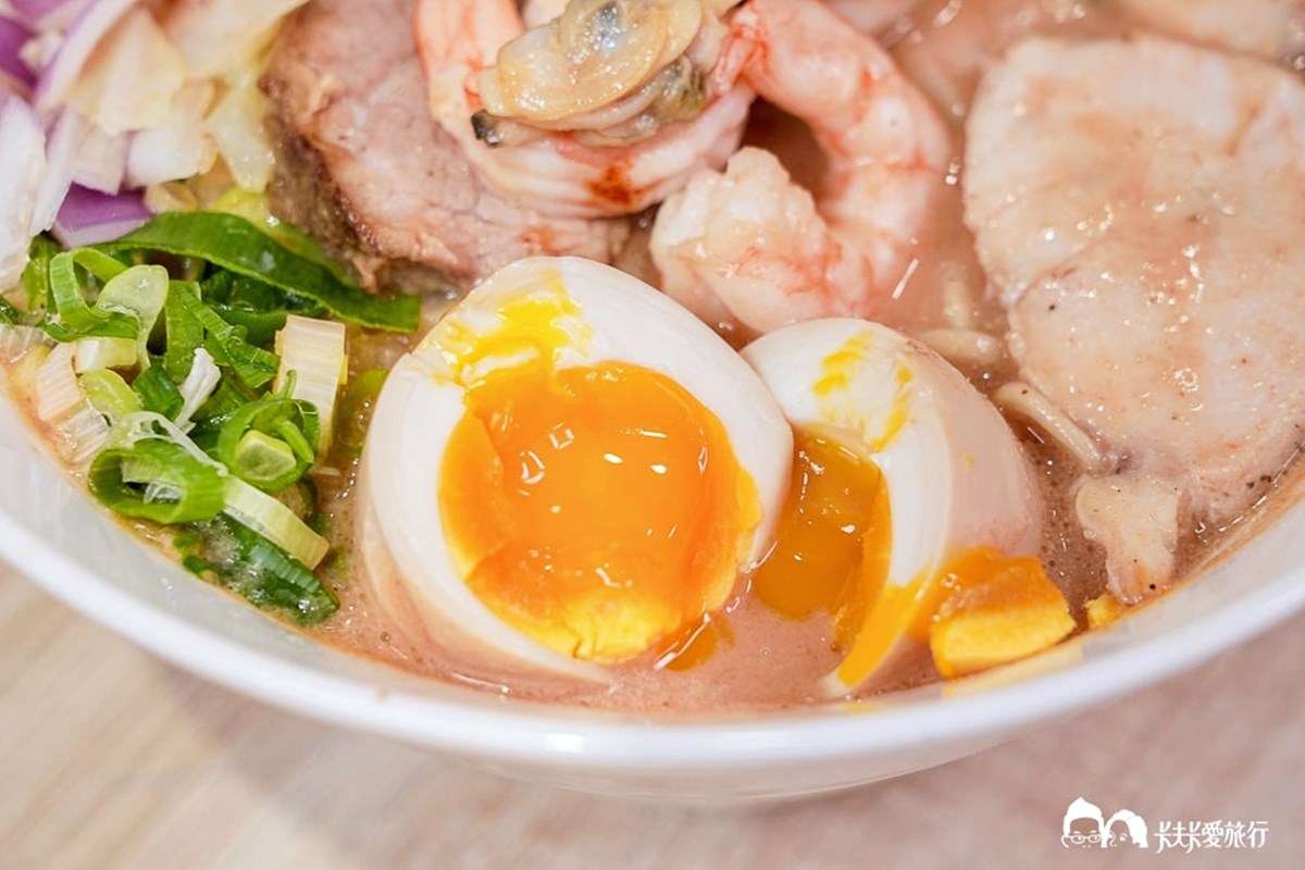 150元起吃到飽！超狂「平價拉麵」免費續麵加飯、飲料暢飲，必嗑爆濃蝦湯