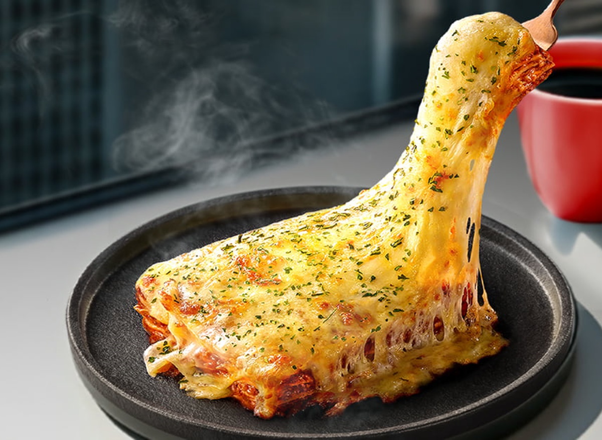 麥當勞買５送５、摩斯買一送一！８間速食勞動節優惠包，肯德基免費送蛋塔