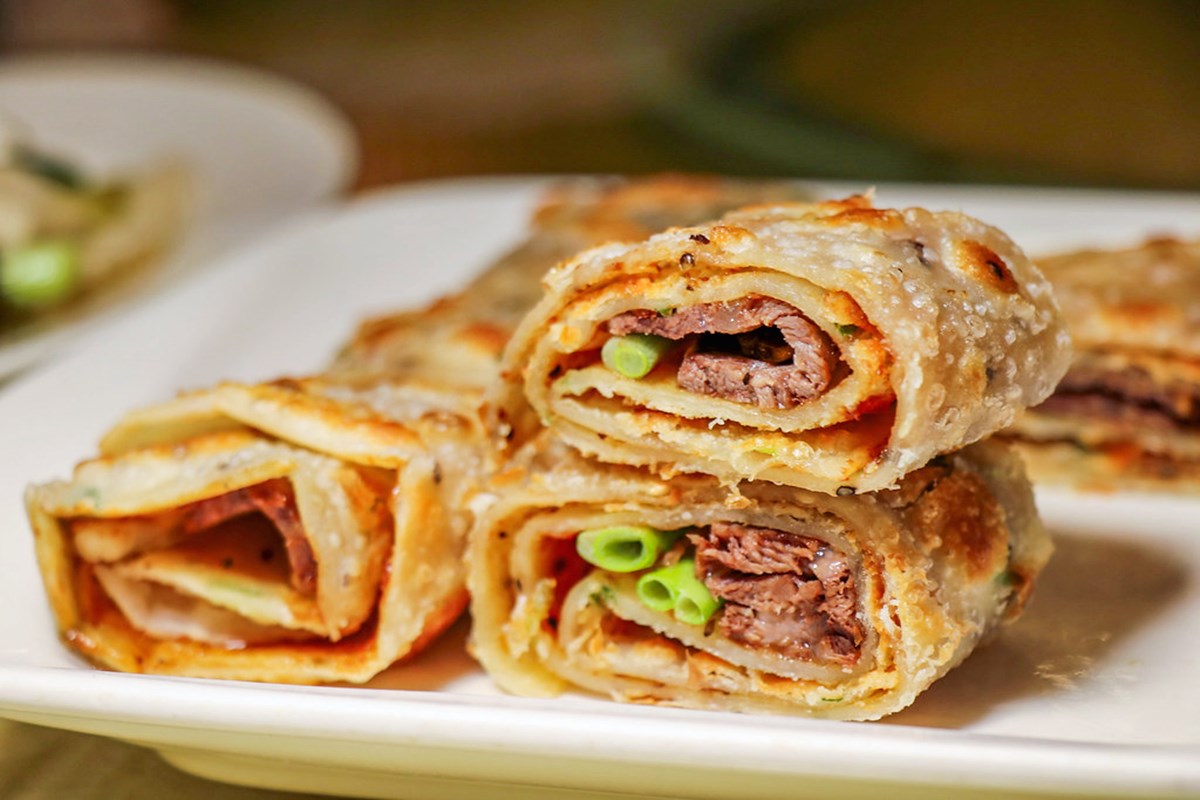 北投老字號「皇池砂鍋粥」回來了！開幕地點、菜單搶看，老饕必嗑紅蟳粥、爆漿包