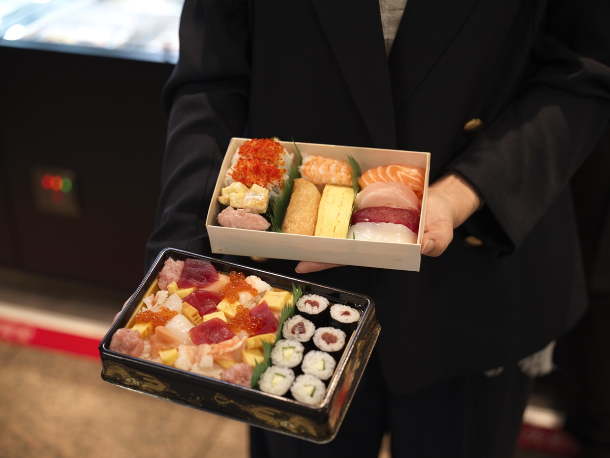 全台首間「壽司郎外帶店」開了!atre台北車站店新登場,65元起開吃、買一送一 全台首間「壽司郎外帶店」開了!atre台北車站店新登場,65元起開吃、買一送一