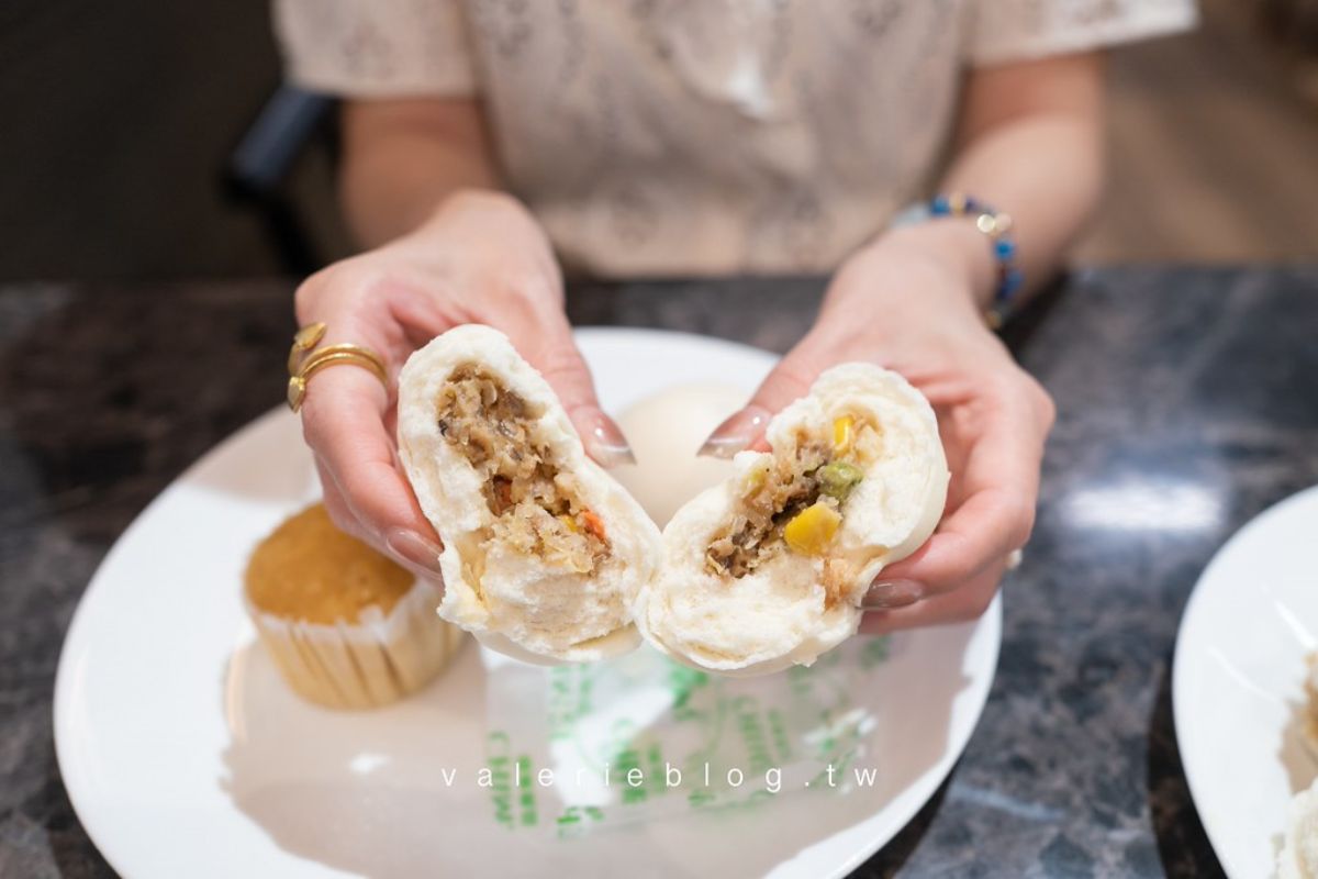 台南158元吃到飽太佛心!自助吧新升級菜色開箱,用餐不限時CP值超高 台南158元吃到飽太佛心!自助吧新升級菜色開箱,用餐不限時CP值超高