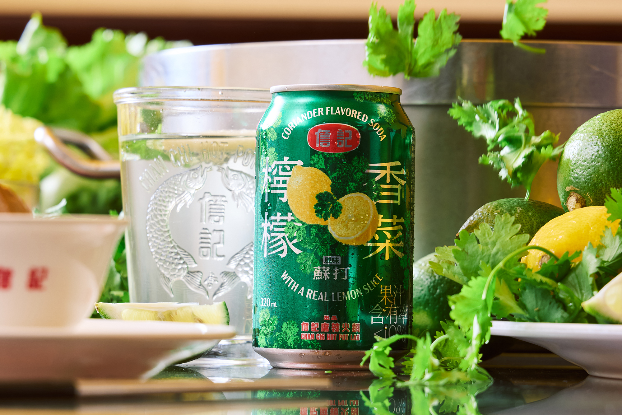 詹記麻辣鍋首度進軍小七！「檸檬片香菜蘇打」首登場，再吃五星級鴨肉捲餅
