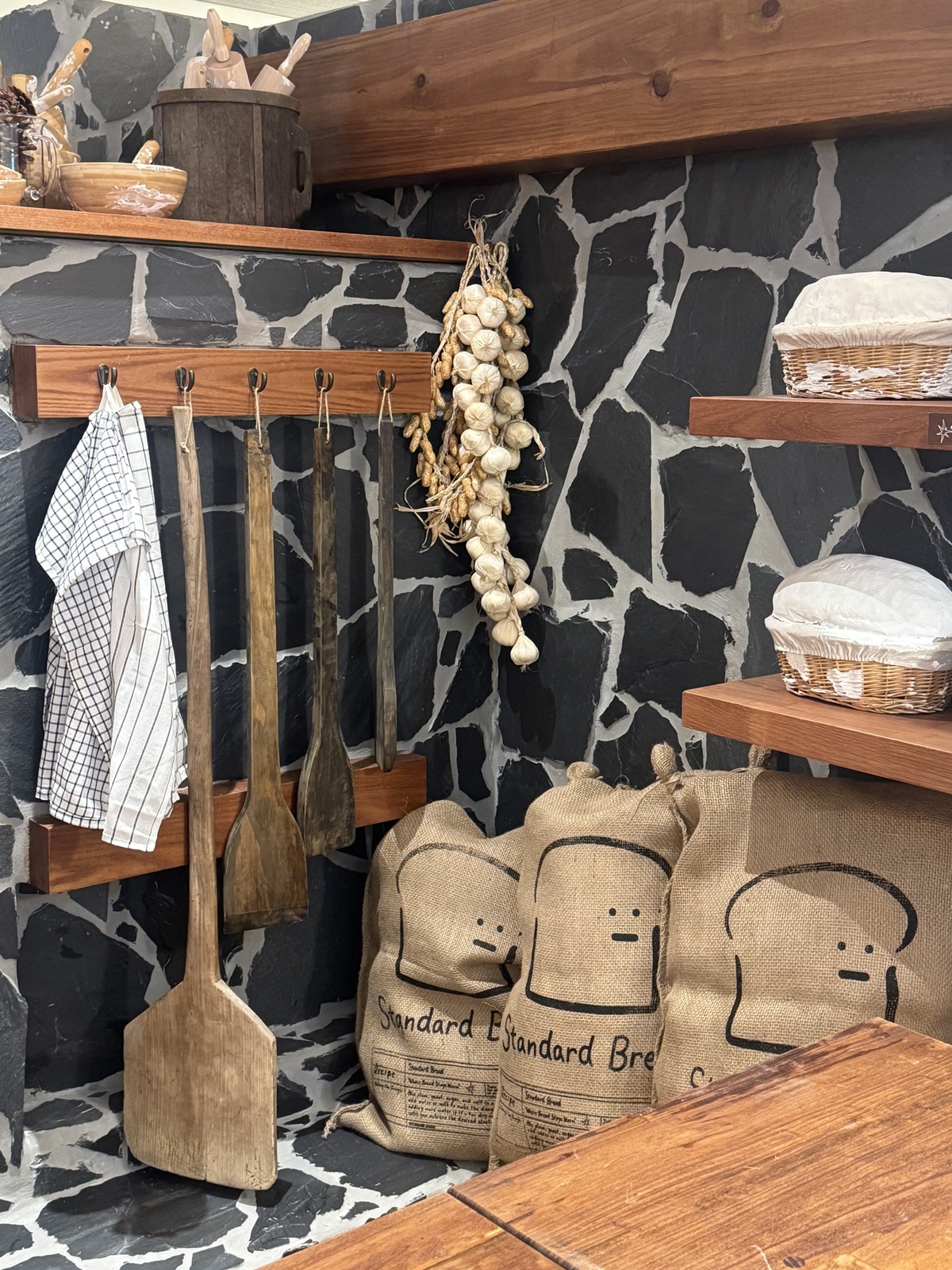 韓國排隊吐司「Standard Bread」首登台!每30分鐘現烤出爐,必買品項、訂位資訊 韓國排隊吐司「Standard Bread」首登台!每30分鐘現烤出爐,必買品項、訂位資訊