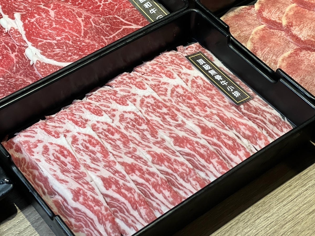 帝王蟹、和牛無限續！超狂鍋物放題爽吃120分鐘，生魚片也吃到飽