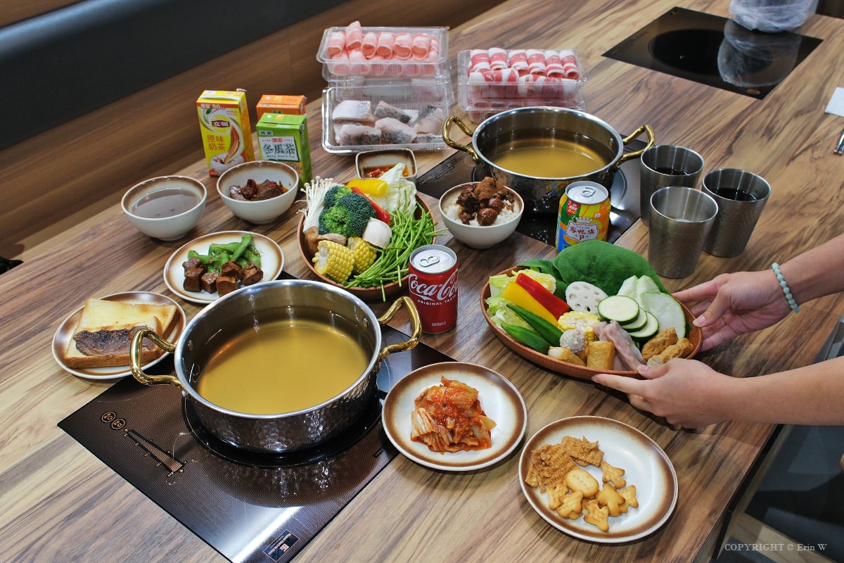 170元隱藏版宵夜吃到飽！Hotel賣小火鍋，超過20種食材、鴨血、滷肉飯