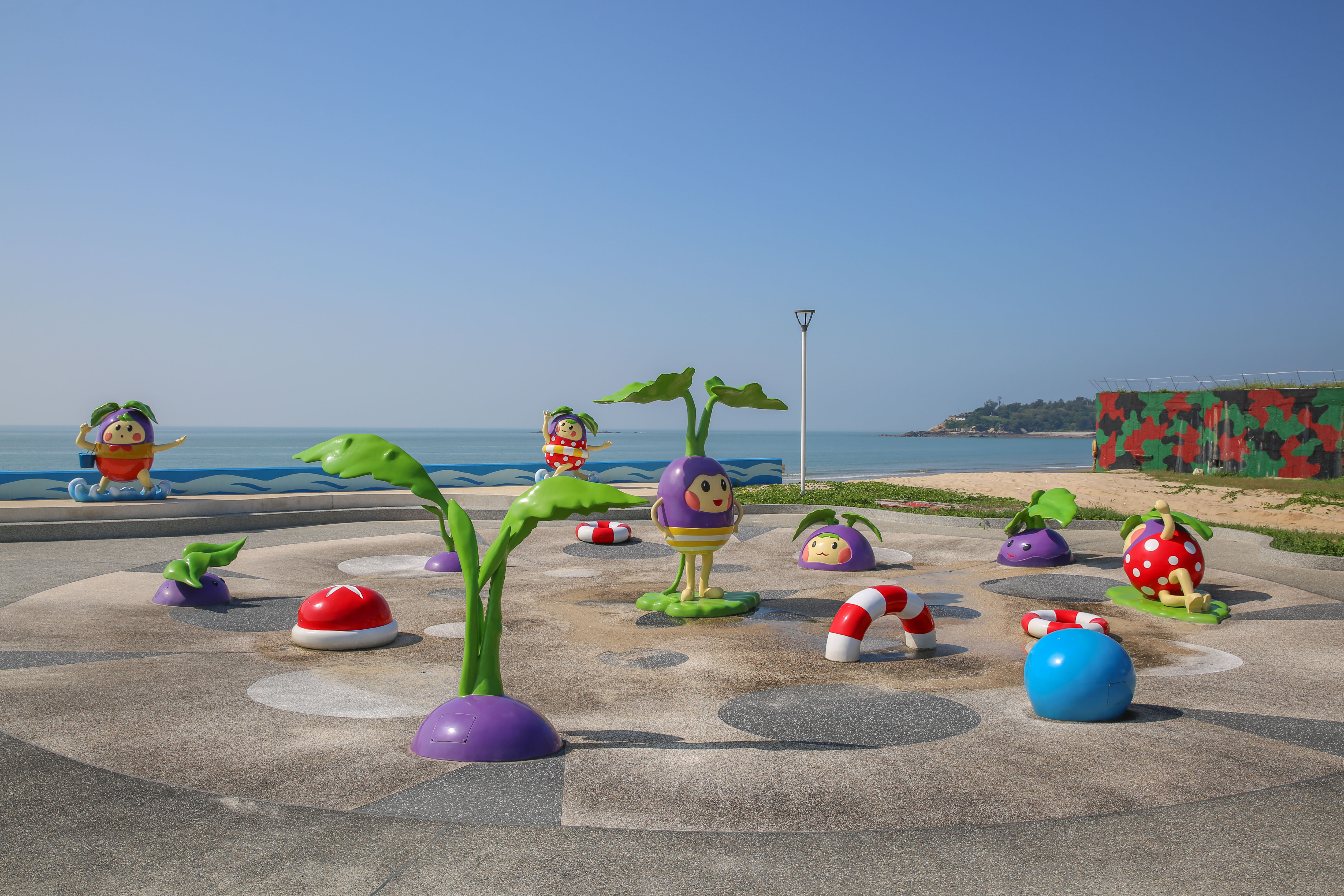 最美海景公園！瘋玩雙軌滑索、旋轉飛盤，夏天再衝限定免費戲水區