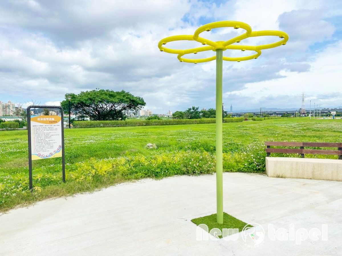 新北免費玩水景點＋１！全新「花漾水樂園」這天啟用，緊鄰溜滑梯遊樂場