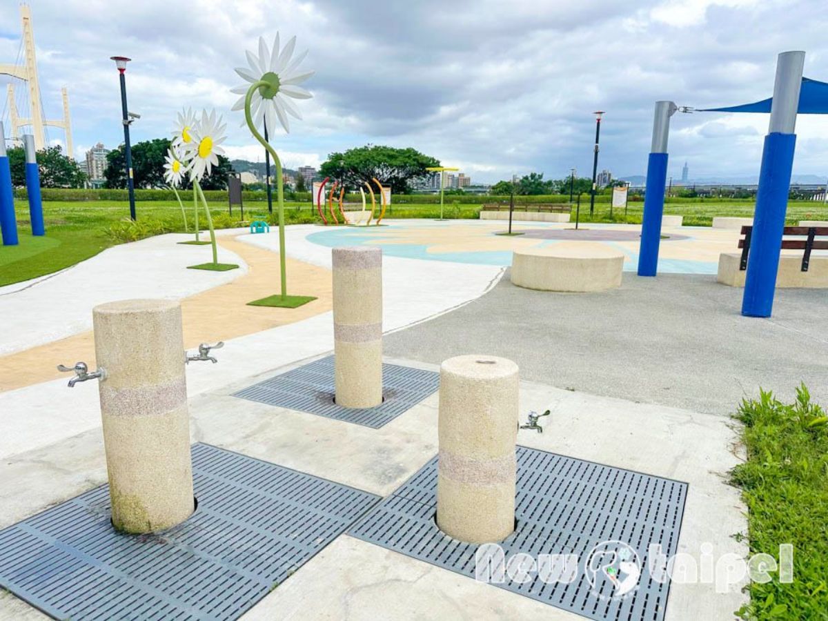 新北免費玩水景點＋１！全新「花漾水樂園」這天啟用，緊鄰溜滑梯遊樂場