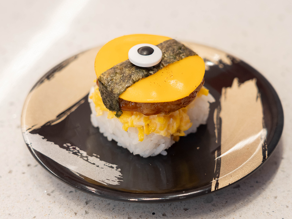 小小兵變壽司！爭鮮聯名新品「香蕉鮭魚」超狂，獨家周邊、主題店快筆記