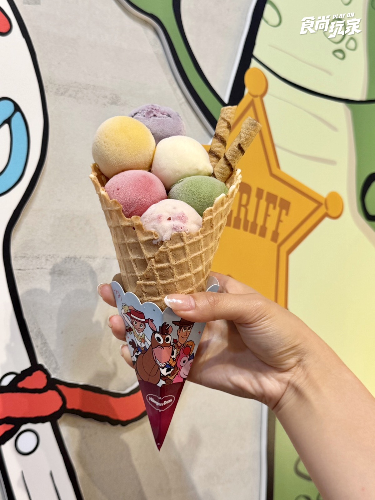 三眼怪湯匙、造型杯免費送!哈根達斯x《玩具總動員5》 超萌3波聯名品項、價格 三眼怪湯匙、造型杯免費送!哈根達斯x《玩具總動員5》 超萌3波聯名品項、價格