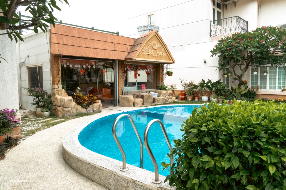 屏東偽出國民宿推薦！恆春墾丁海景Villa、泳池包棟，加碼《海角七號》景點巡禮