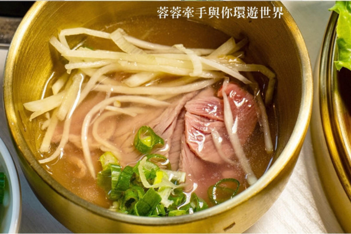 358元個人鍋自助吧吃到飽！溫體牛、溫體羊現點現切，自己DIY牛肉湯