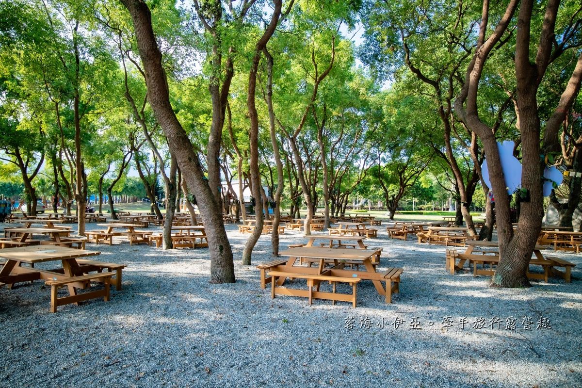 在地人、兒童免費玩！千坪水樂園嗨玩彩虹滑水道，一般門票只要50元超佛心