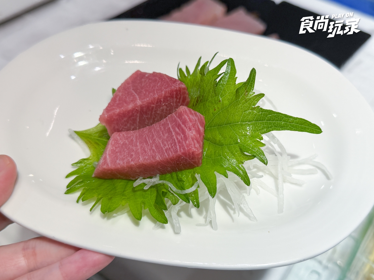 台北大直人氣Buffet推龍蝦吃到飽！壽星637元起，爽嗑壽司、杜拜巧克力