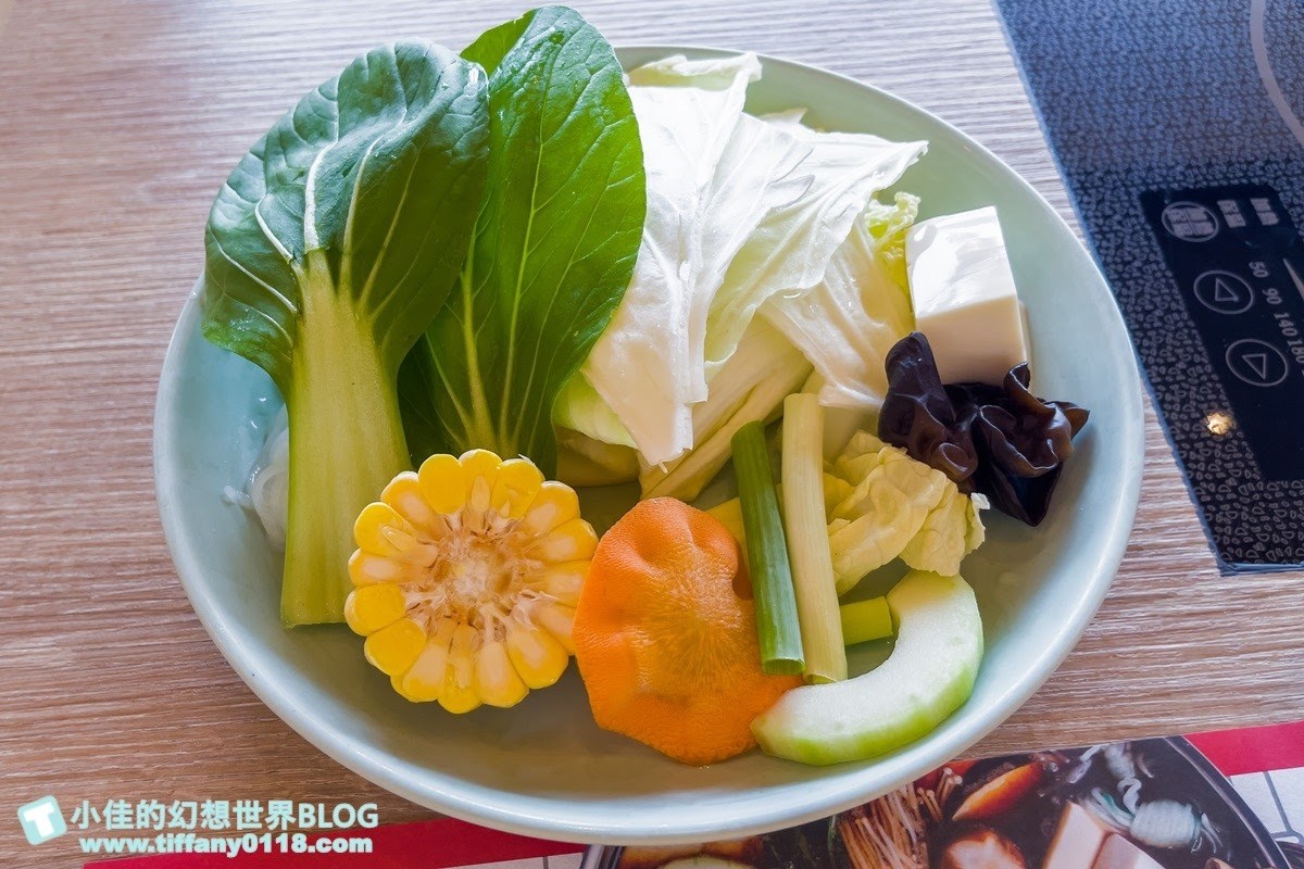 469元吃到飽！高CP值「日式壽喜燒」自助蔬食吧、現切肉暢吃，開幕送和牛