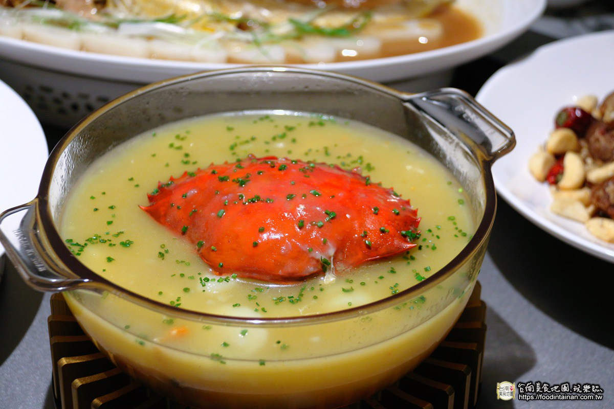 碳佐麻里跨界中式料理！台南全新高空餐廳開幕，霸王龍蝦、紅蟳煲必吃