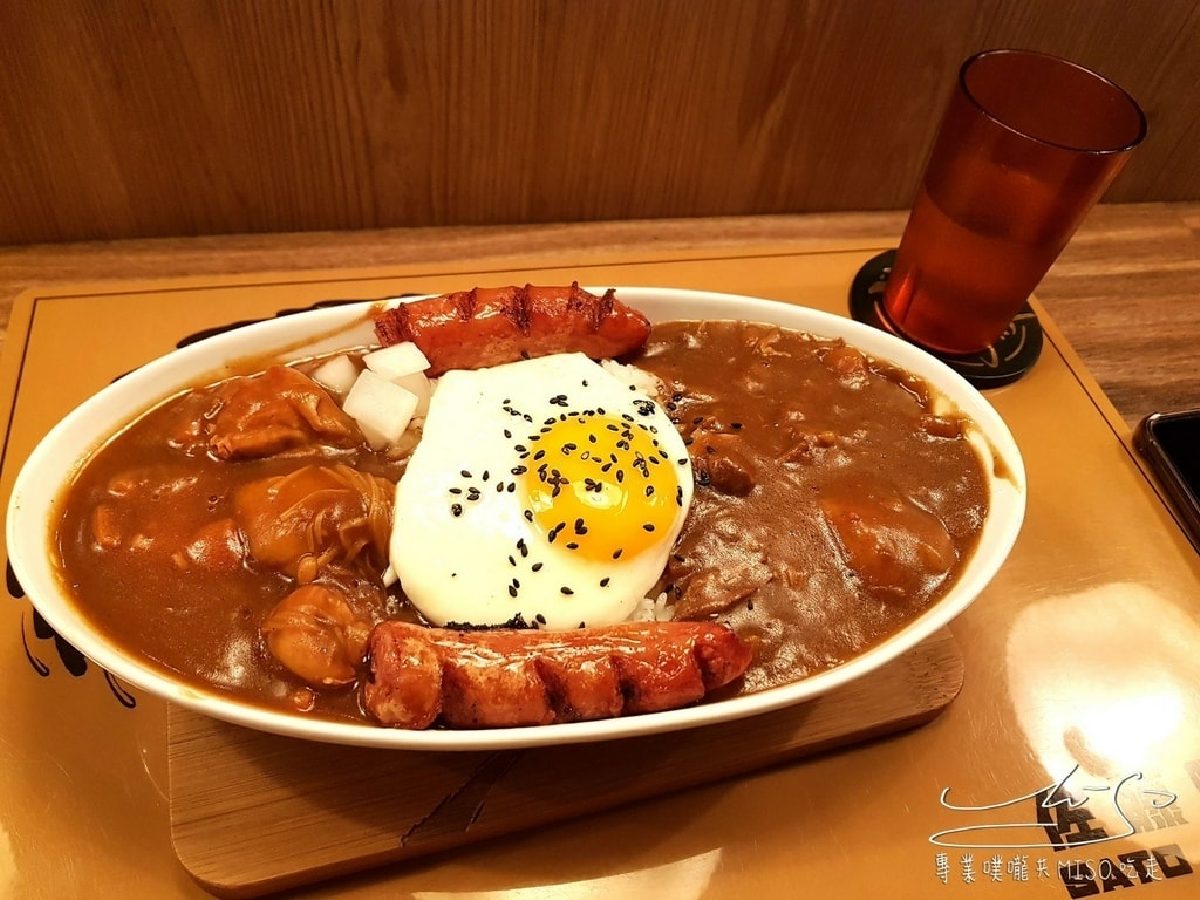 捷運忠孝復興站美食推薦21家！老店花雕雞炒飯、米其林泰式、4.8星日料