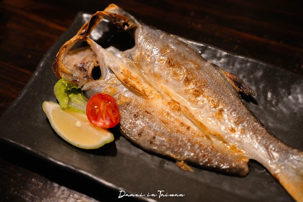 金山老街泡足湯！美食必吃14家：自助端菜鴨肉、浮誇海鮮粥、巨大芋圓
