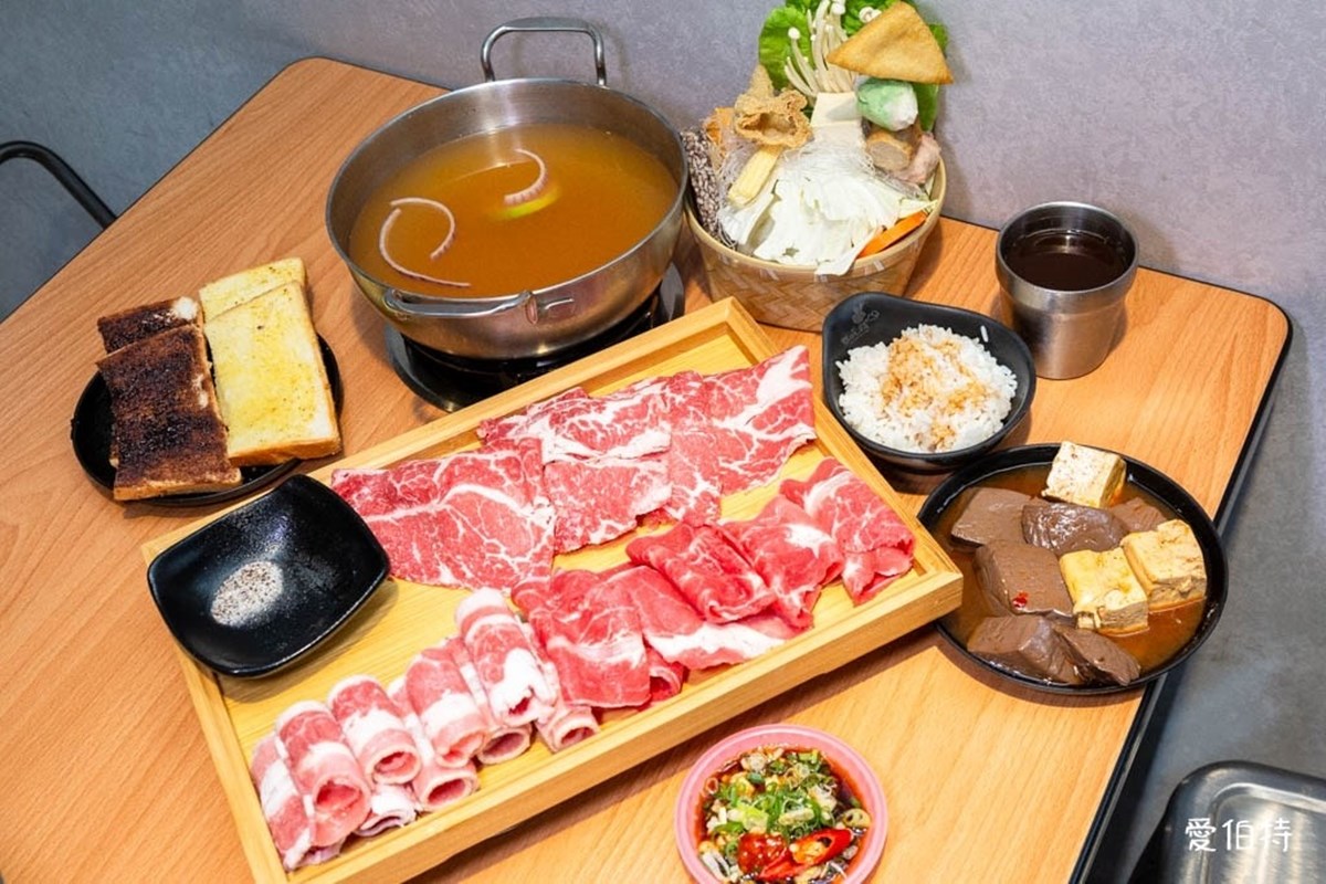 180元起吃到飽！4.9星「平價小火鍋」自助吧零食、鴨血豆腐、冰淇淋暢吃