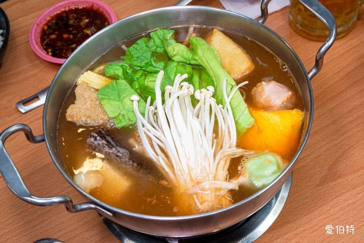 180元起吃到飽！4.9星「平價小火鍋」自助吧零食、鴨血豆腐、冰淇淋暢吃
