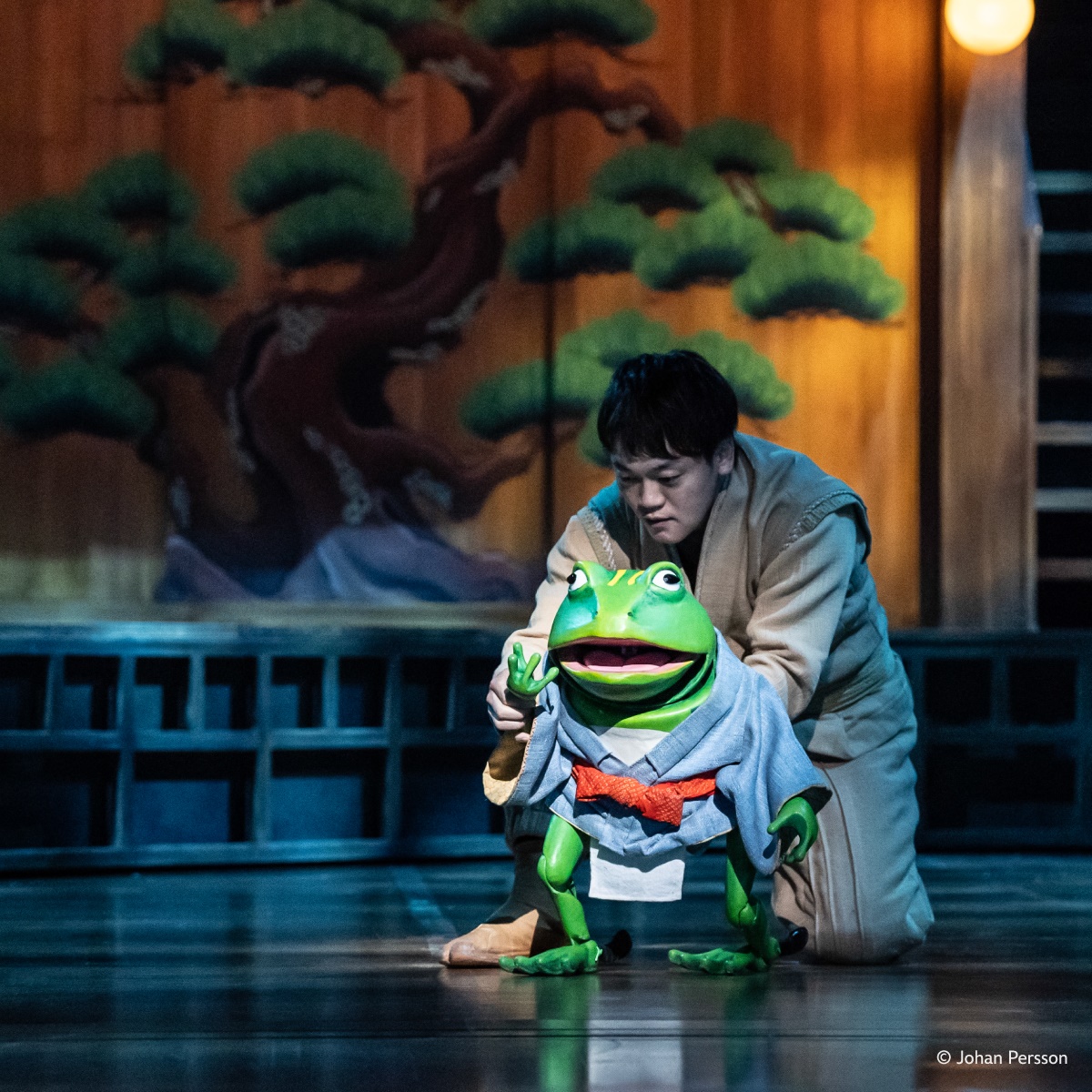 宮崎駿《神隱少女》舞台劇登台！神還原油屋、無臉男，50場演出搶票攻略
