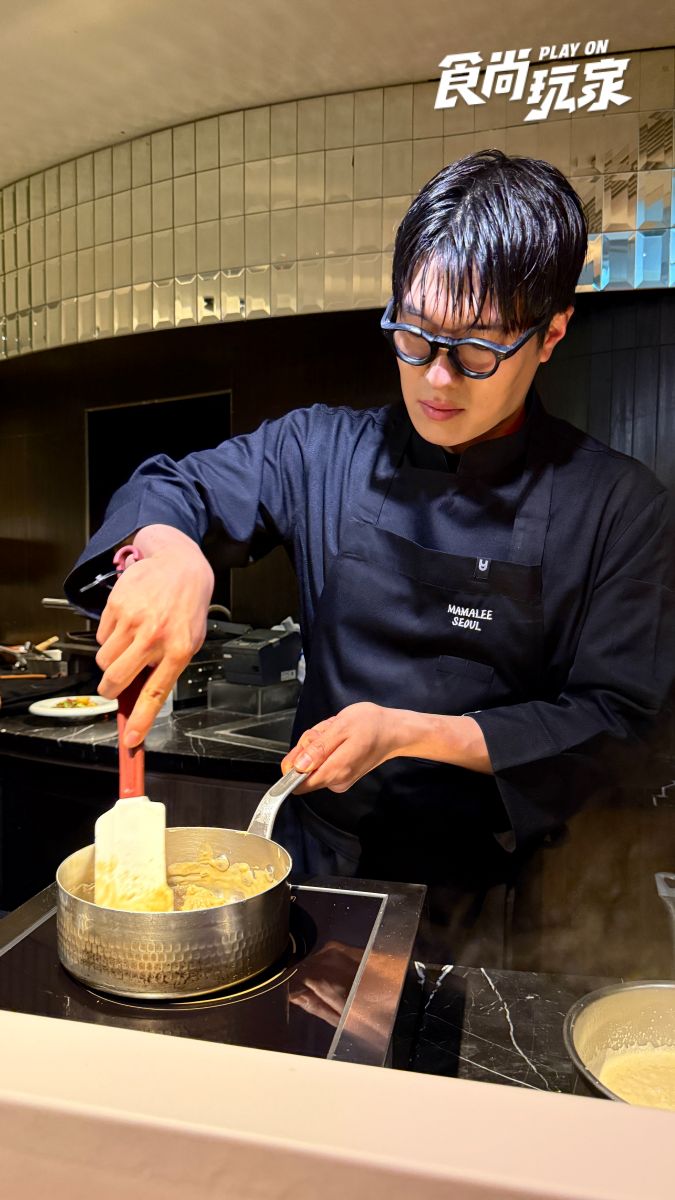 黑白大廚「小菜之王」來台北!開吃首爾名店同款料理,必點韓式炸雞、牛肉餅 黑白大廚「小菜之王」來台北!開吃首爾名店同款料理,必點韓式炸雞、牛肉餅