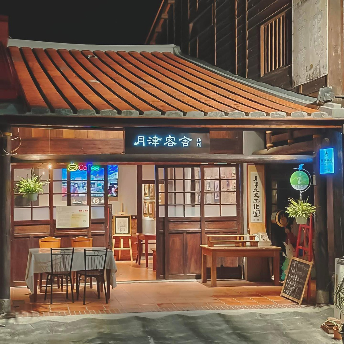 暑假玩水攻略！台北３大水樂園開放、漂漂河必玩，台南透明獨木舟限時體驗