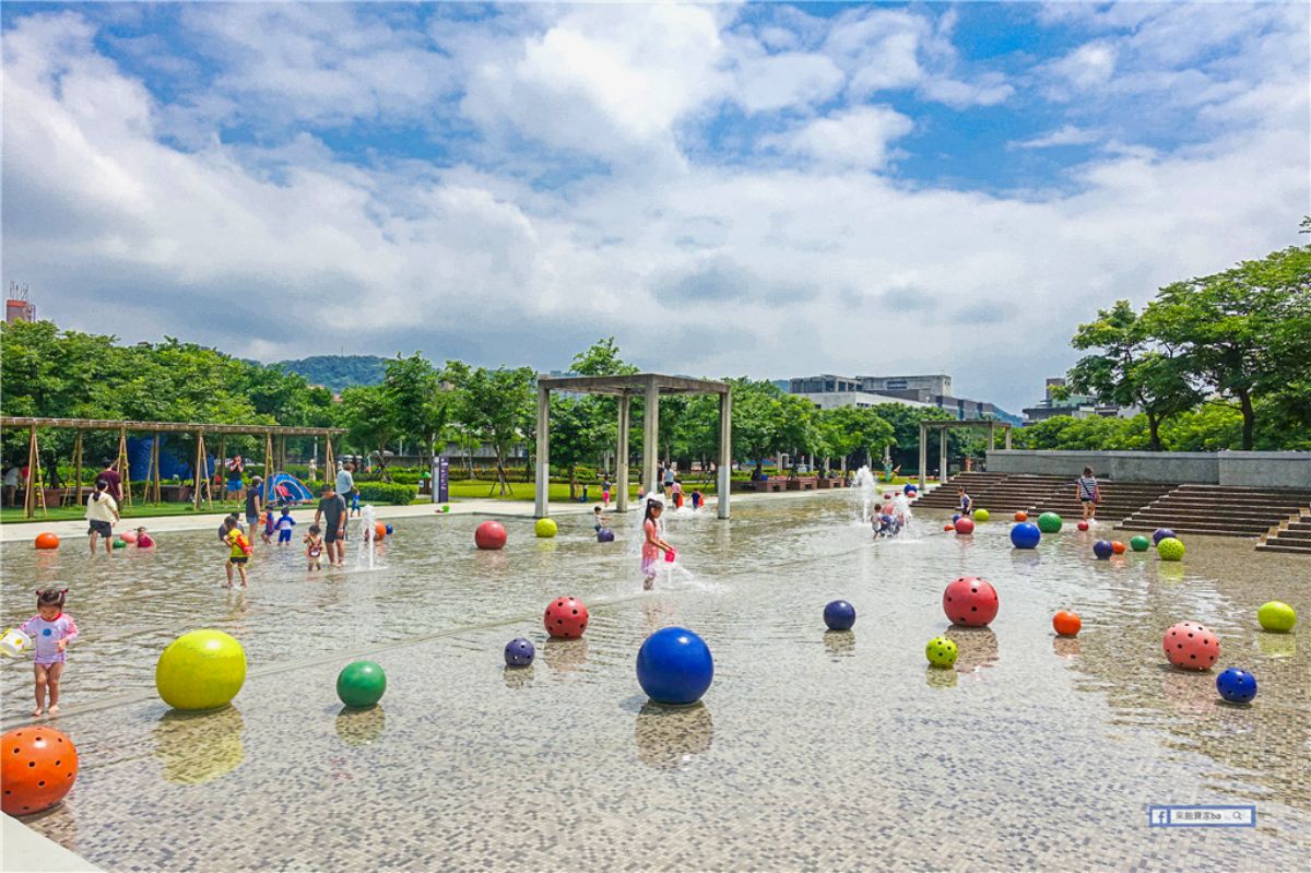 2026全台玩水景點Top33!全新親水公園、野溪祕境、海水浴場,通通免費玩! 2026全台玩水景點Top33!全新親水公園、野溪祕境、海水浴場,通通免費玩!