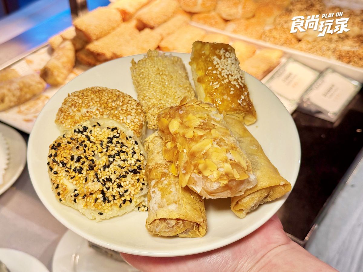 台北「港點吃到飽」霸氣回歸!逾50道料理無限供應,必吃推車燒臘、蒸籠點心 台北「港點吃到飽」霸氣回歸!逾50道料理無限供應,必吃推車燒臘、蒸籠點心