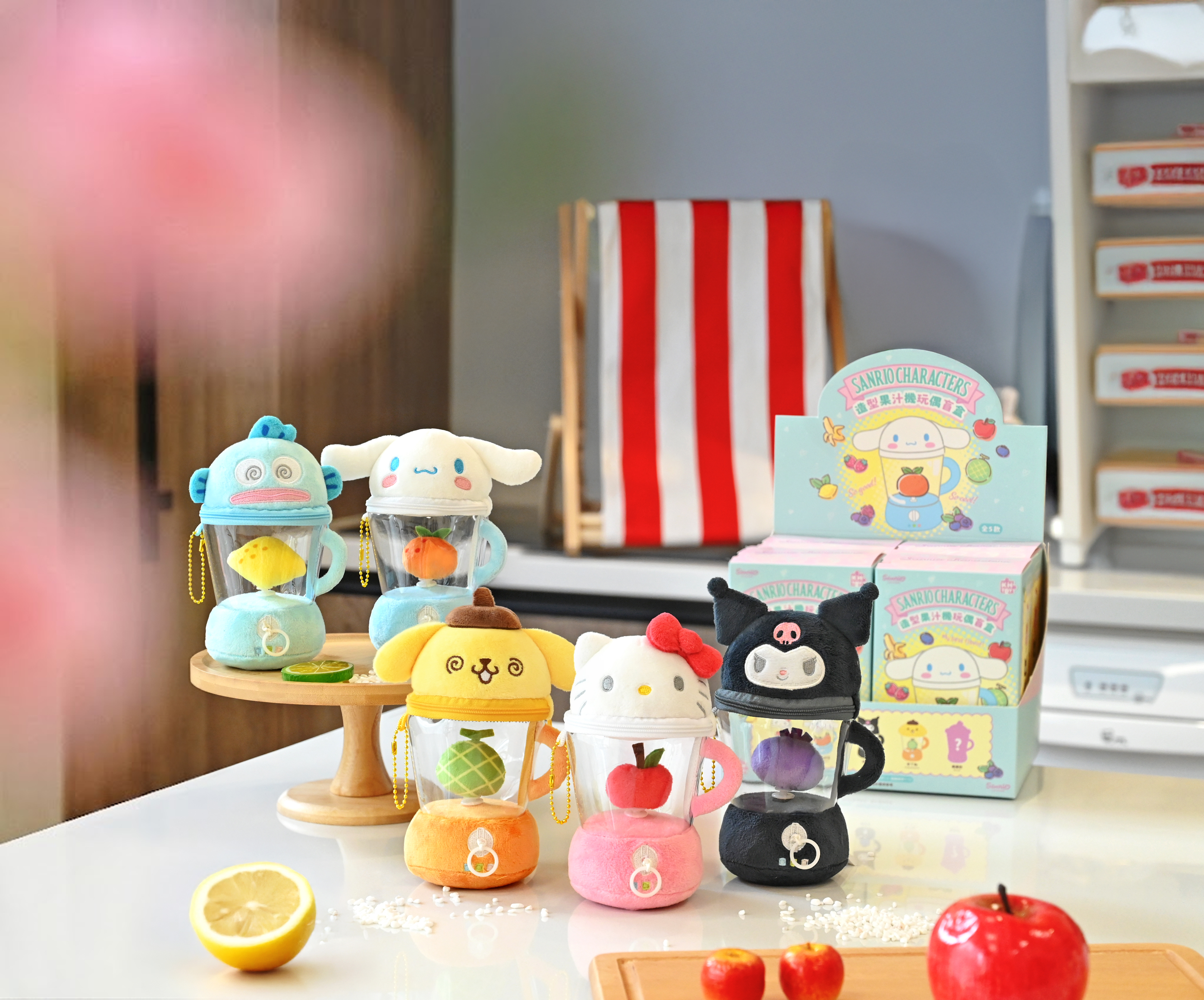 全台最大絨毛玩偶樂園！鹽酥雞DIY、玩總５＋三麗鷗新品，HOLA哆啦A夢新品一次看