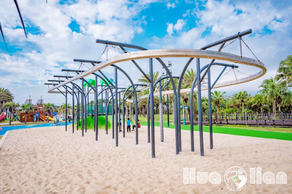 全台最美海景兒童公園!海岸第一排吹海風、玩溜滑梯,刺激滑索小朋友最愛 全台最美海景兒童公園!海岸第一排吹海風、玩溜滑梯,刺激滑索小朋友最愛
