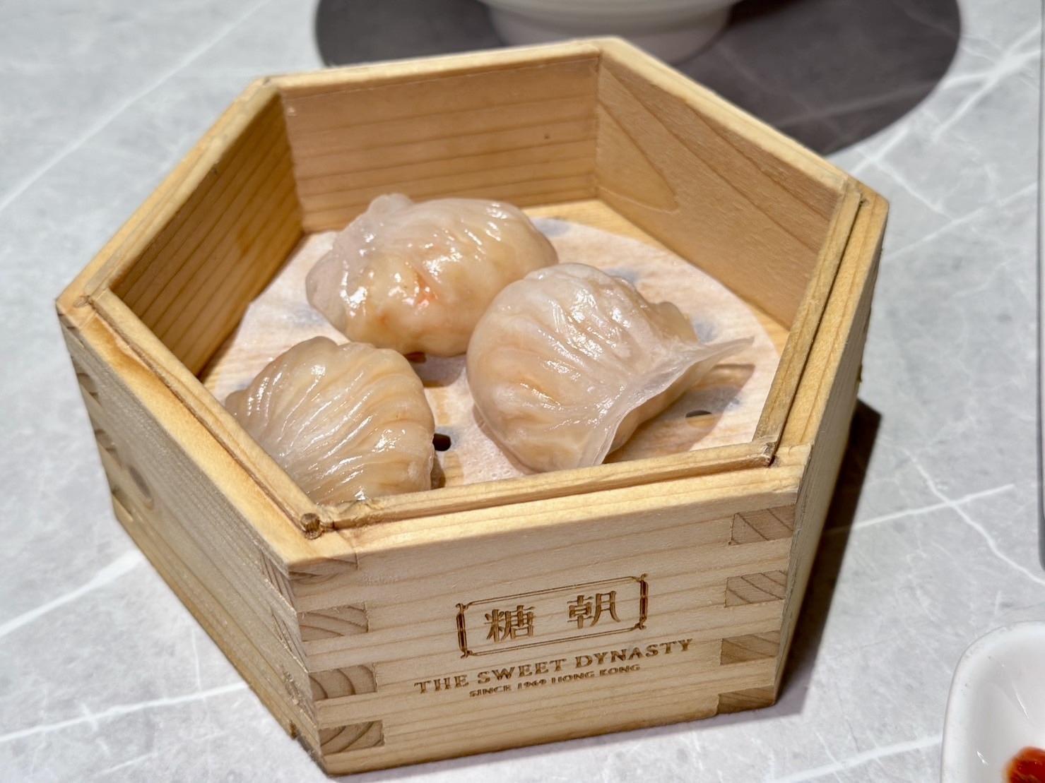 729元爽嗑40道港點！港式茶餐廳「糖朝」推吃到飽，蘿蔔糕、楊枝甘露必點