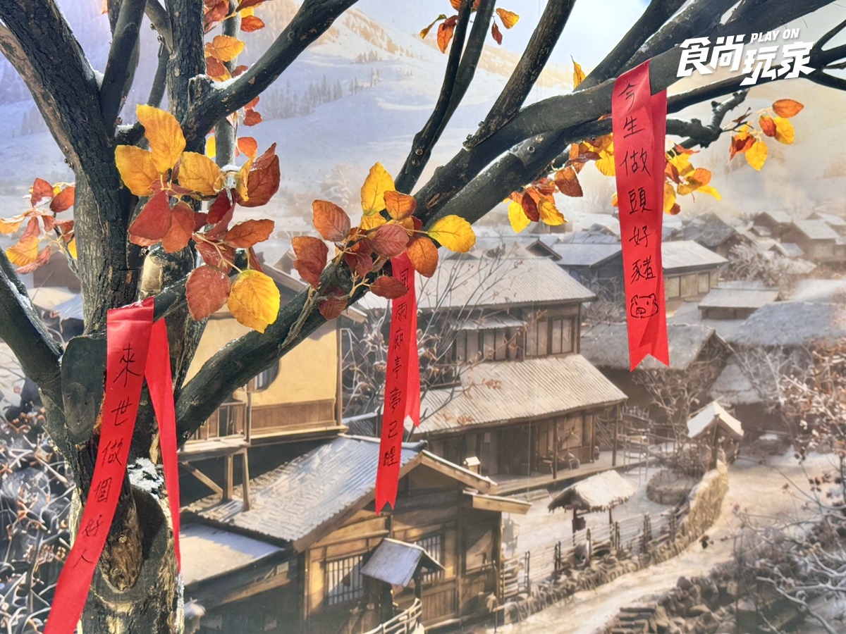 《逐玉》全球首間快閃店免費逛!180坪重現西固巷,張凌赫親簽、必買周邊開箱 《逐玉》全球首間快閃店免費逛!180坪重現西固巷,張凌赫親簽、必買周邊開箱