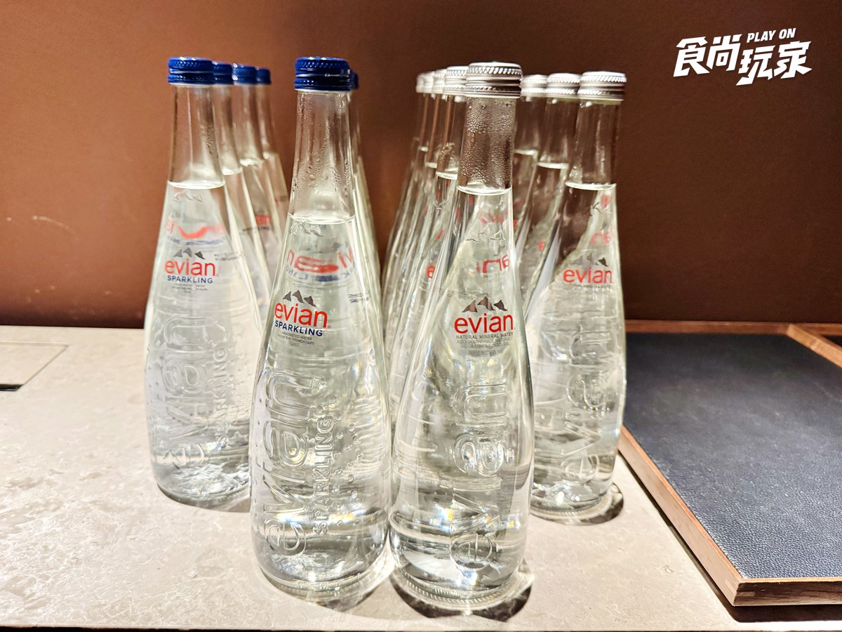 高CP值「米其林一星」千元有找!牛肉麵、梅干扣肉變法餐,免費續洋芋、玩盲盒 高CP值「米其林一星」千元有找!牛肉麵、梅干扣肉變法餐,免費續洋芋、玩盲盒