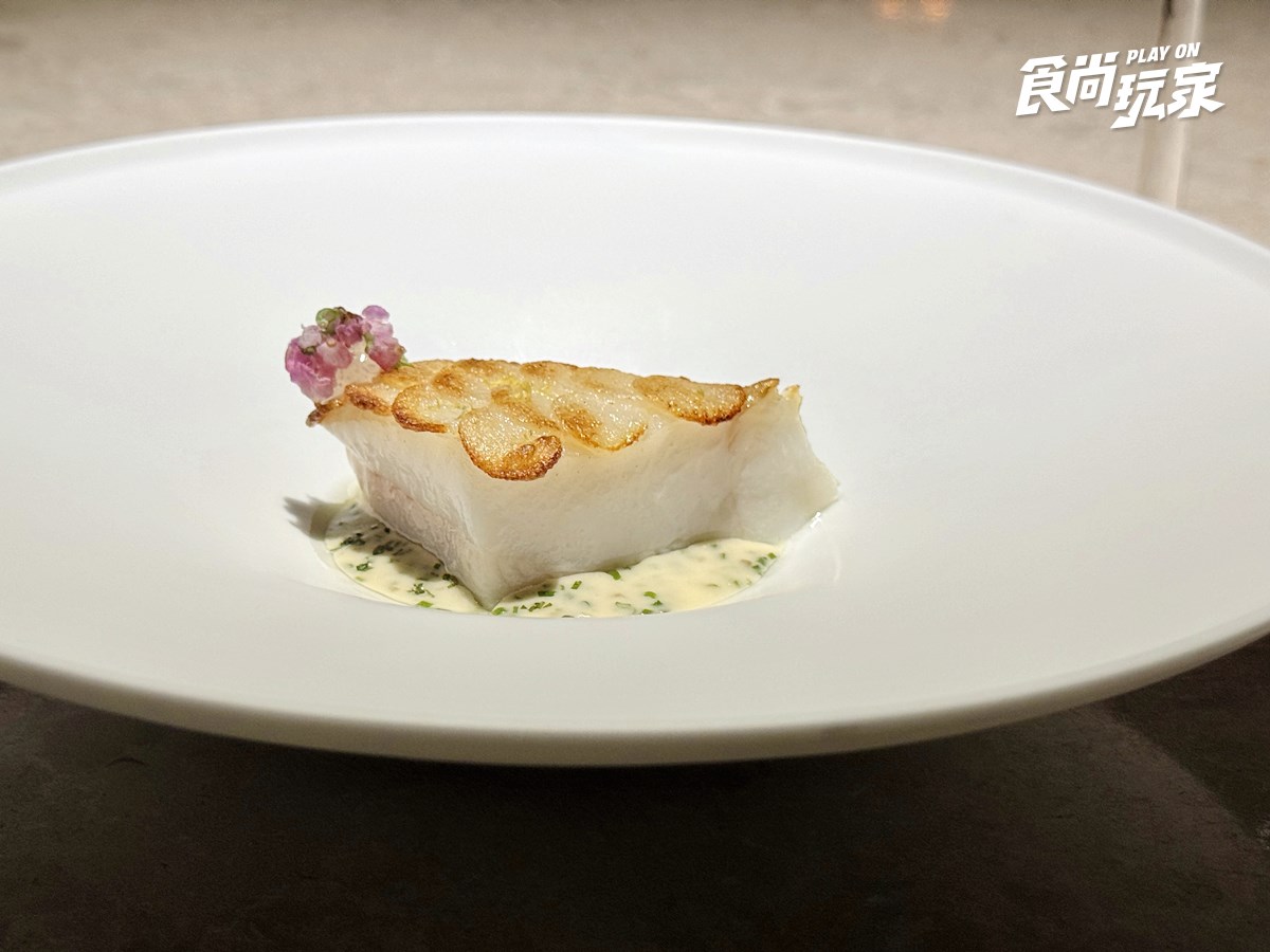 高CP值「米其林一星」千元有找!牛肉麵、梅干扣肉變法餐,免費續洋芋、玩盲盒 高CP值「米其林一星」千元有找!牛肉麵、梅干扣肉變法餐,免費續洋芋、玩盲盒